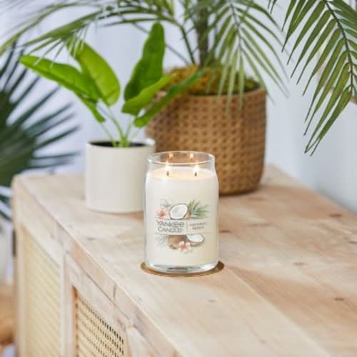 Yankee Candle® Coconut Beach Jar Candle Perspective: top
