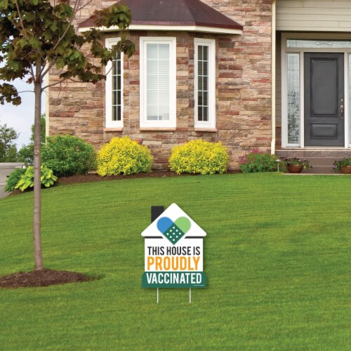 Big Dot of Happiness Proudly Vaccinated - Outdoor Lawn Sign - Vaccine Yard Sign - 1 Pc Perspective: top