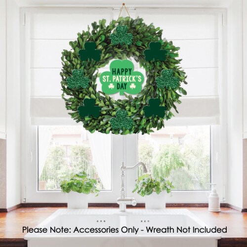 Big Dot of Happiness St. Patrick's Day Saint Patty's Party Door Decor Wreath Accessories 9 Pc Perspective: top
