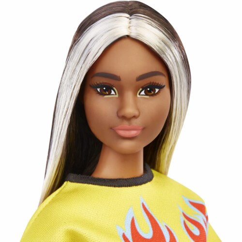 Barbie Fashionistas Doll, Curvy, Long Hair with Crop Top, Skirt, Sneakers & Sunglasses Perspective: top