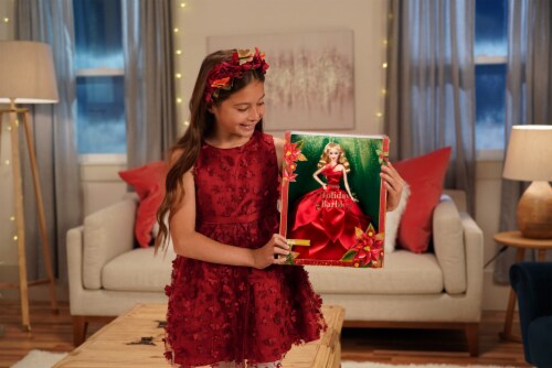 Mattel Barbie™ Holiday 2022 Perspective: top