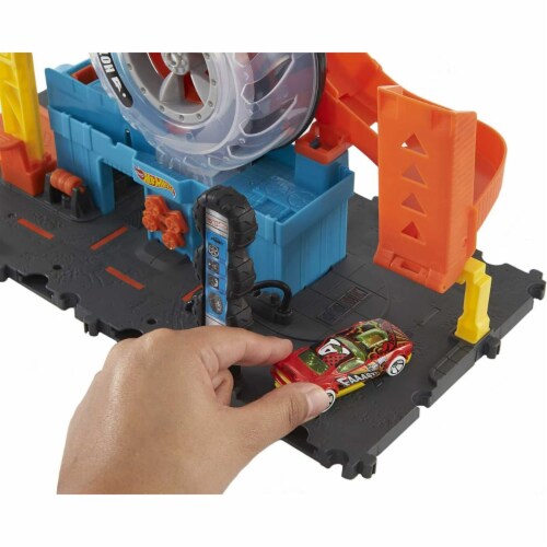 Mattel Hot Wheels® 2022 Multi-Loop Race Off Gamified Track, 1 ct - Kroger