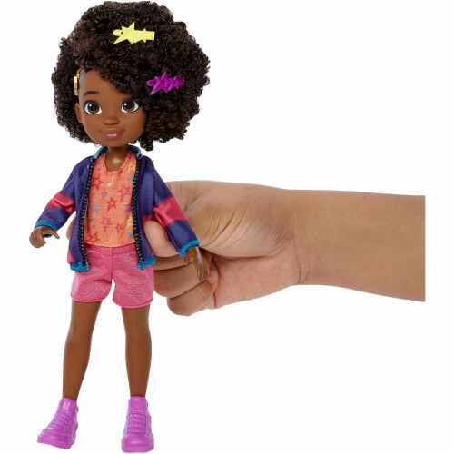 Karma's World School to Stage Fashion Pack 14-Piece Set with Doll (8.7-in) and Accessories Perspective: top