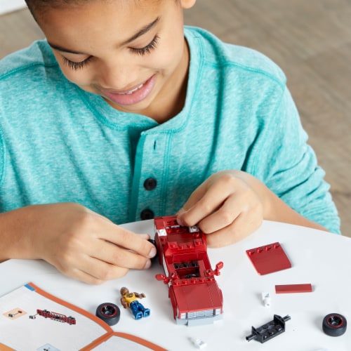 Mega Construx™ Hot Wheels® '83 Chevy Silverado Building Set Perspective: top