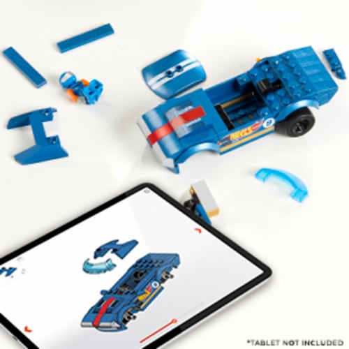 Mega Construx™ Hot Wheels® '64 Corvette Grand Sport Building Set Perspective: top