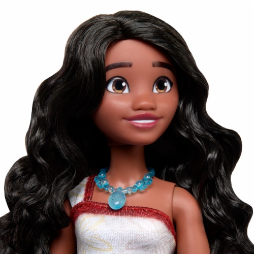 Mattel® Moana Hero Fashion Doll - Moana Perspective: top