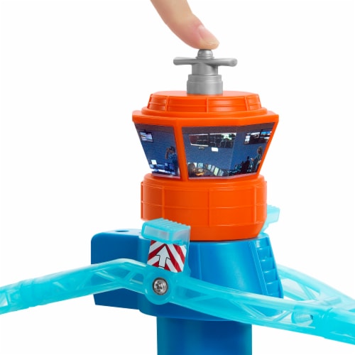 Mattel Matchbox Takeoff Adventure playset Perspective: top