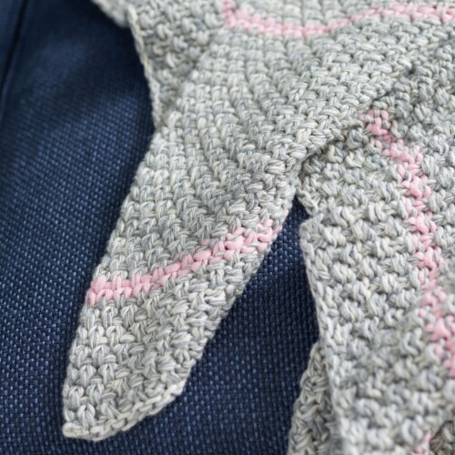 Safavieh Cassian Throw - Grey Perspective: top