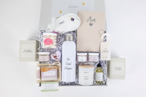 Gift for Mom, Mother's Day gift, Pamper your Mom Perspective: top