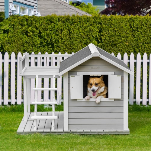 Balcony shop dog house
