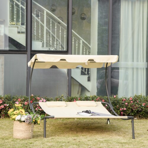 Wheeled chaise 2025 lounge