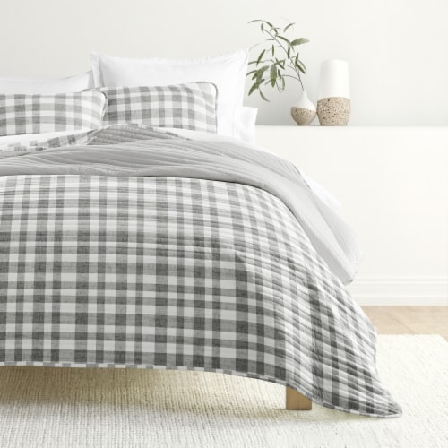3 Piece Quilt Set - Super Soft, Lightweight, All-Season Floral Coverlet Perspective: top