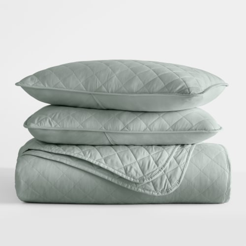 Linen Studio™ Modern Quilt Coverlet Soft Set in Diamond Stitching Perspective: top