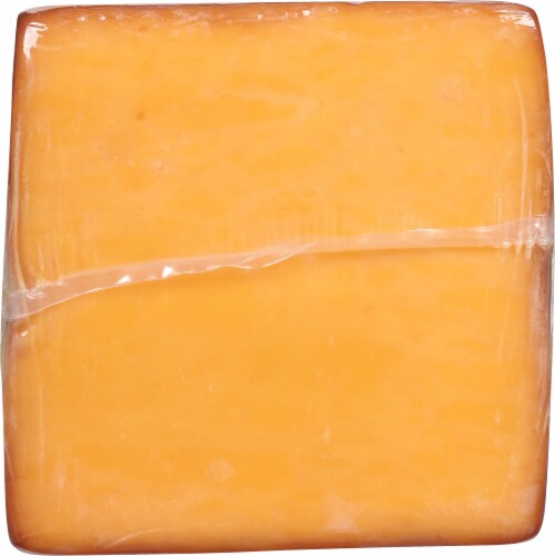 Boar's Head Smoked Beechwood Wisconsin Cheddar Cheese Perspective: top