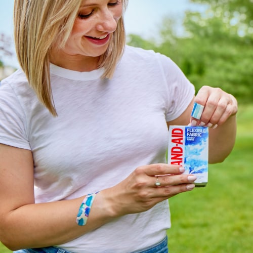 BAND-AID Brand Flexible Fabric Limited Edition Water Color Assorted Sizes Adhesive Bandages Perspective: top