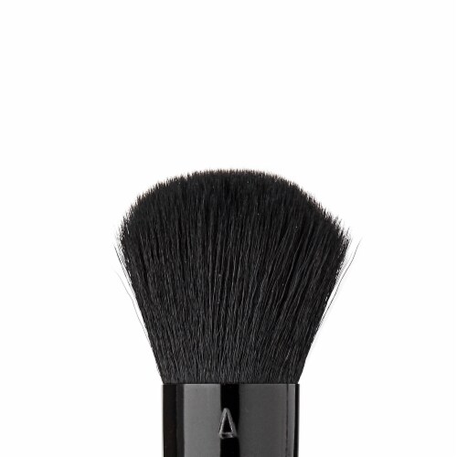 e.l.f. Retractable Kabuki Makeup Brush Perspective: top