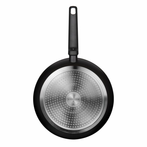 MasterPan Non-Stick 3 Section Meal Skillet, 11, Black