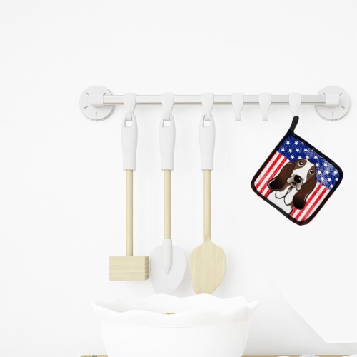 Carolines Treasures BB2173PTHD American Flag and Basset Hound Pair of Pot Holde Perspective: top