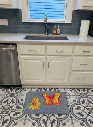 Carolines Treasures 8877RUG Gerber Daisy and Buttefly Machine Washable Memory F Perspective: top