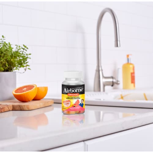 Airborne Assorted Fruit Flavored Gummies 21 ct. Perspective: top