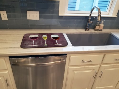 Carolines Treasures SB3073DDM Three Glasses of Wine Purple Dish Drying Mat, 14 x 21 - Fred Meyer