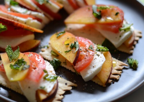 La Panzanella® Rosemary Mini Croccantini® Perspective: top