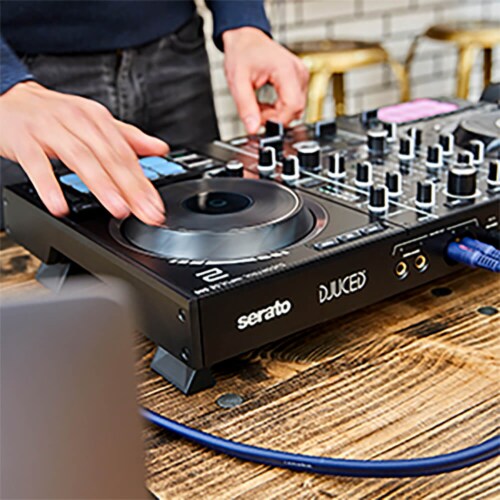 Hercules 4780909  DJControl Inpulse 500 Perspective: top