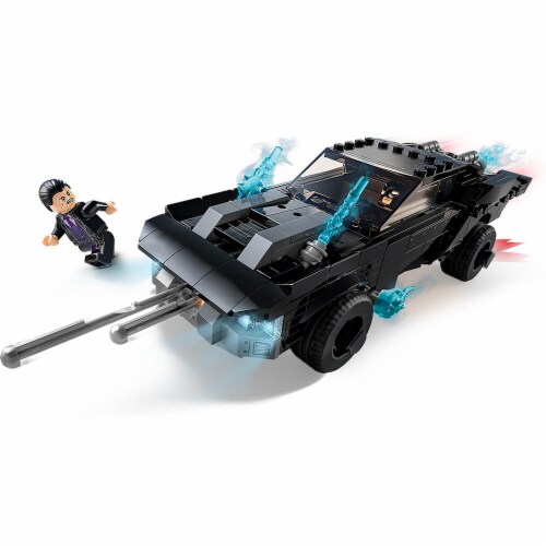 LEGO® 76181 The Batman Batmobile™ The Penguin™ Chase V39 Building Set Perspective: top