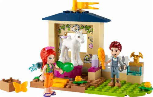 LEGO® 41696 Friends™ Pony-Washing Stable Building Set Perspective: top