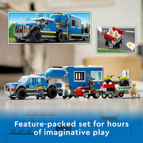 LEGO 60315 City Police Mobile Command Truck Perspective: top
