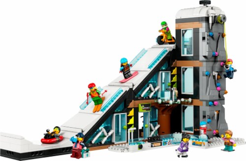 LEGO® Ski and Climbing Center Perspective: top