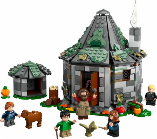 LEGO® Hagrid's Hut: An Unexpected Visit Building Set Perspective: top