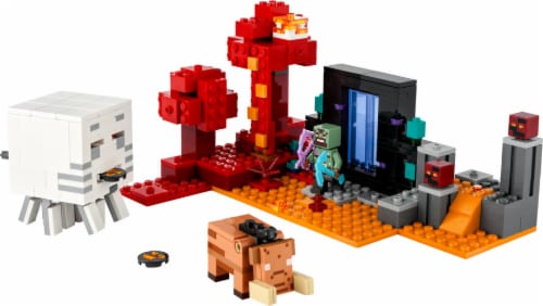 Lego® Minecraft 21255 The Nether Portal Ambush Set Perspective: top