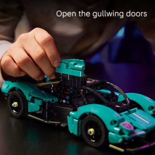 LEGO Technic Aston Martin Valkyrie Toy Car 42208 Perspective: top