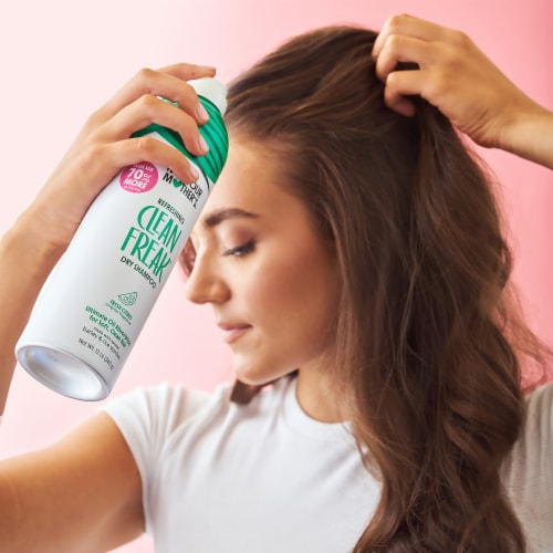 Not Your Mother's Clean Freak Refreshing Jumbo Dry Shampoo Perspective: top