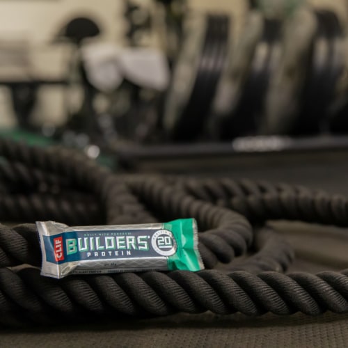 Clif Builders Chocolate Mint Flavor Protein Bar Perspective: top