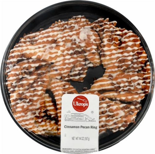 Ukrop's™ Cinnamon Pecan Ring Perspective: top