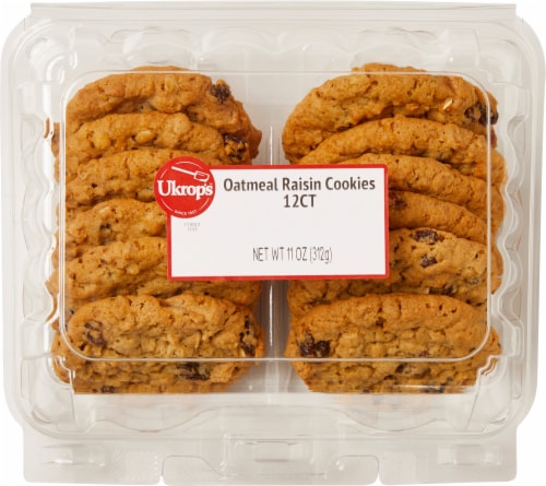 Ukrop's™ Oatmeal Raisin Cookies Perspective: top