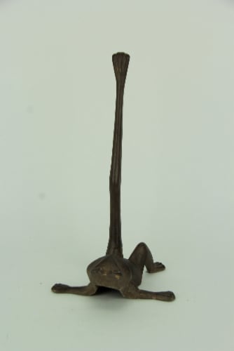 Frog leg sales paper towel holder