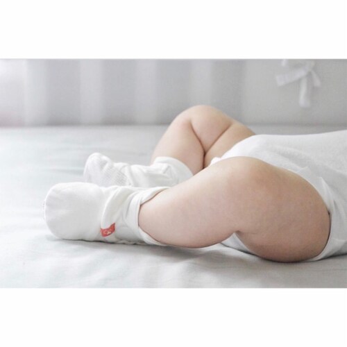 Goumikids Soft Organic Stay On Baby Boots Infant Booties Shoes, 0-3M Drop Gray Perspective: top