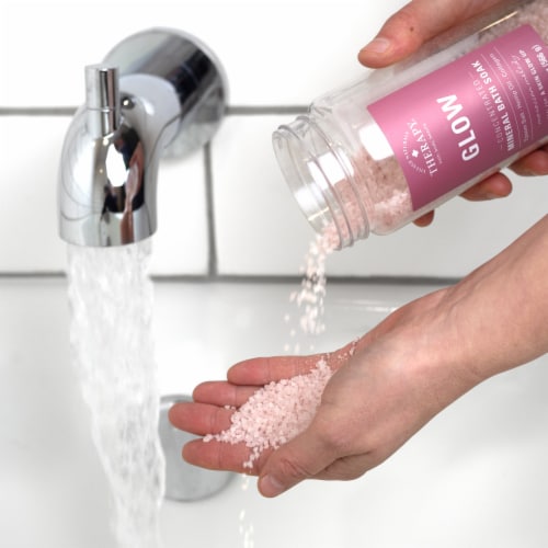 Village Naturals Therapy® Glow Concetrated Mineral Bath Soak Perspective: top