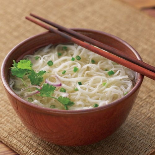 Thai Kitchen Gluten Free Garlic & Vegetable Instant Rice Noodle Soup Perspective: top