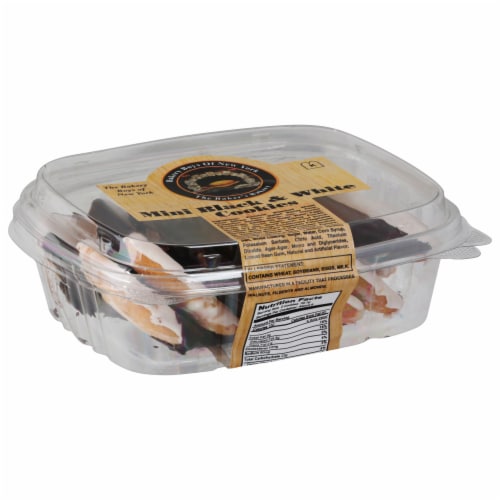Bakery Boys of New York Black & White Mini Cookies Perspective: top