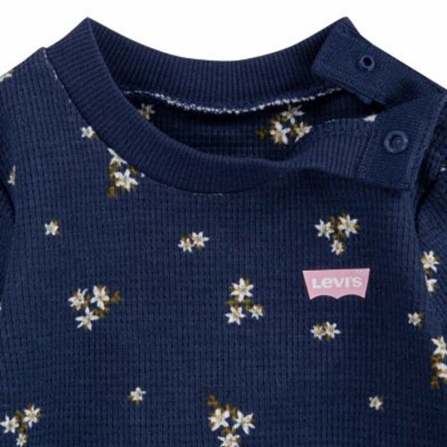levi wonder knit