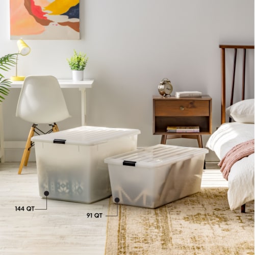 IRIS USA 68Quart/17Gal. Stackable Plastic Storage Bins with Lids and Latch Buckles, Clear Perspective: top