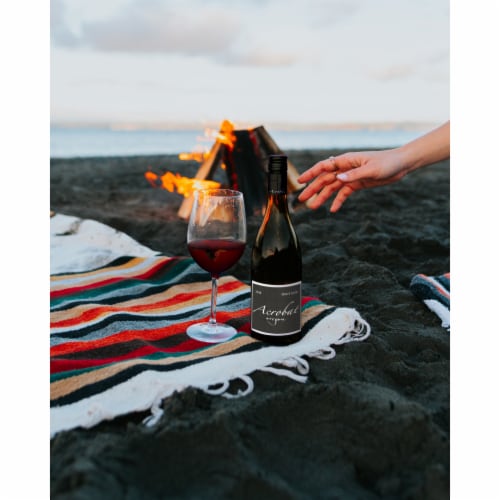 Acrobat Pinot Noir Oregon Red Wine Perspective: top