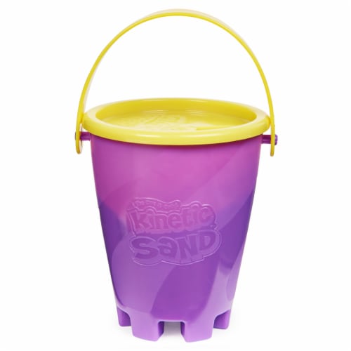 Mini kinetic sand outlet