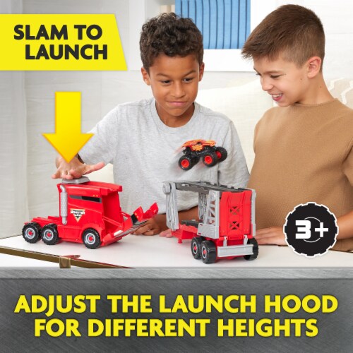 Monster Jam Official 2-in-1 Launch N’ Go Hauler Playset Perspective: top