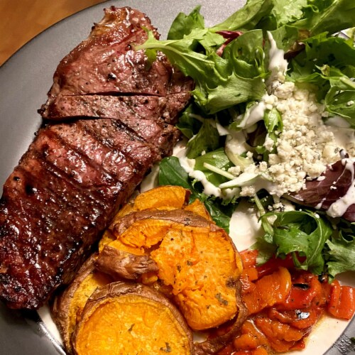 Greensbury Organic Grass-Fed New York Strip (10 Steaks, 10oz each) Perspective: top