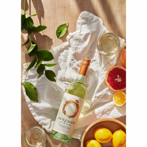 Benziger Family Winery Sauvignon Blanc California White Wine Perspective: top